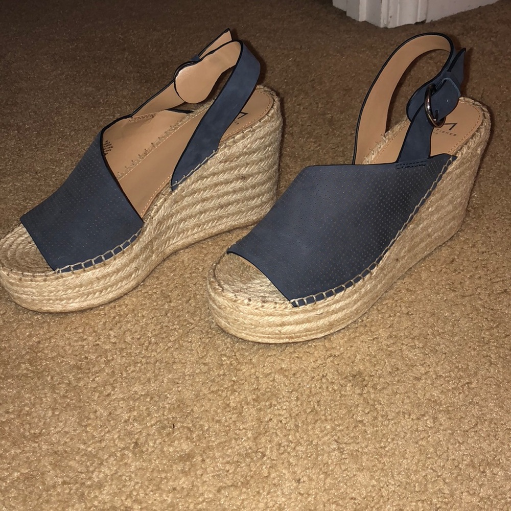 Wedges - Picture 2 of 10